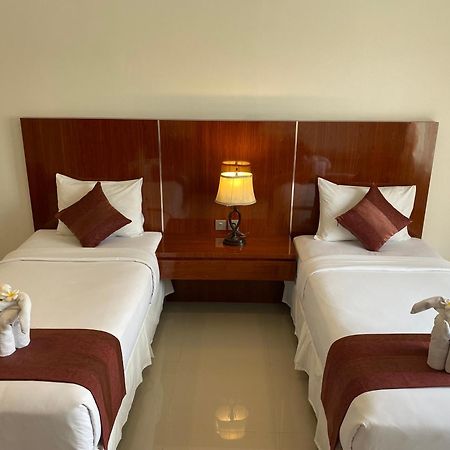 เดอ ศรี ซาเรน เรสซิเดนซ์ Hotel เซมินยัค ภายนอก รูปภาพ