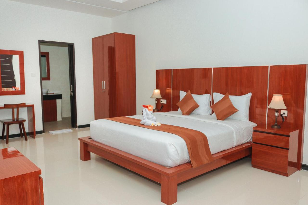 เดอ ศรี ซาเรน เรสซิเดนซ์ Hotel เซมินยัค ภายนอก รูปภาพ