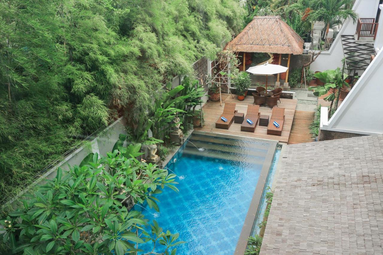 เดอ ศรี ซาเรน เรสซิเดนซ์ Hotel เซมินยัค ภายนอก รูปภาพ