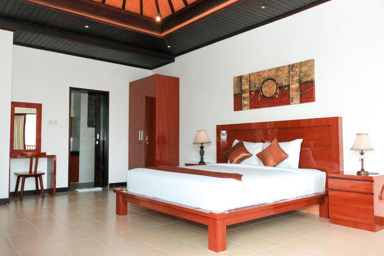 เดอ ศรี ซาเรน เรสซิเดนซ์ Hotel เซมินยัค ภายนอก รูปภาพ